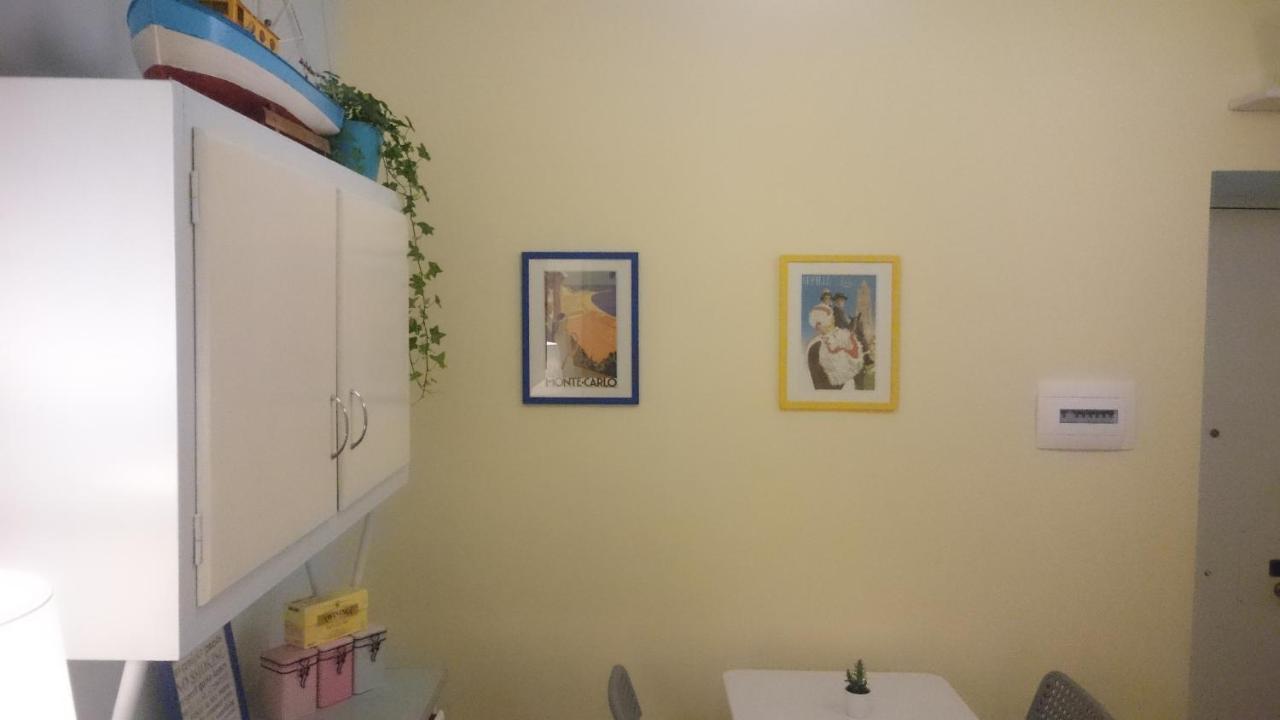 Viky'S Home B&B Napels Buitenkant foto